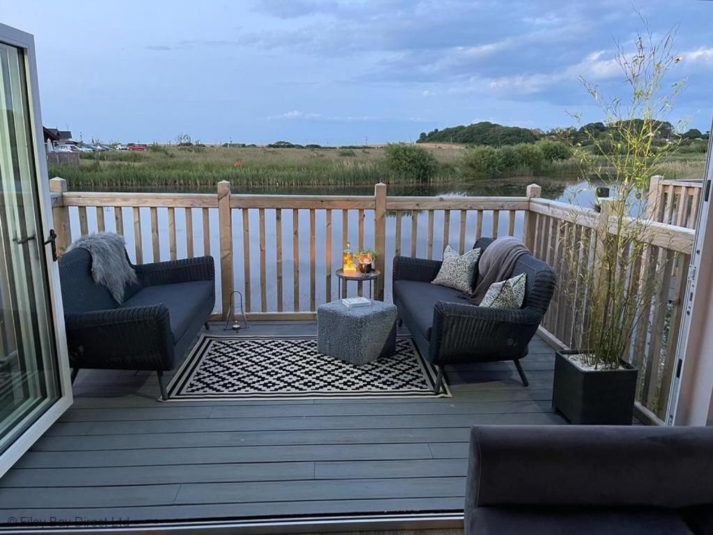 Lakeside Retreat At The Bay Filey, Sleeps 4, 2 Non-Shedding Dogs Welcome For Free Exterior foto