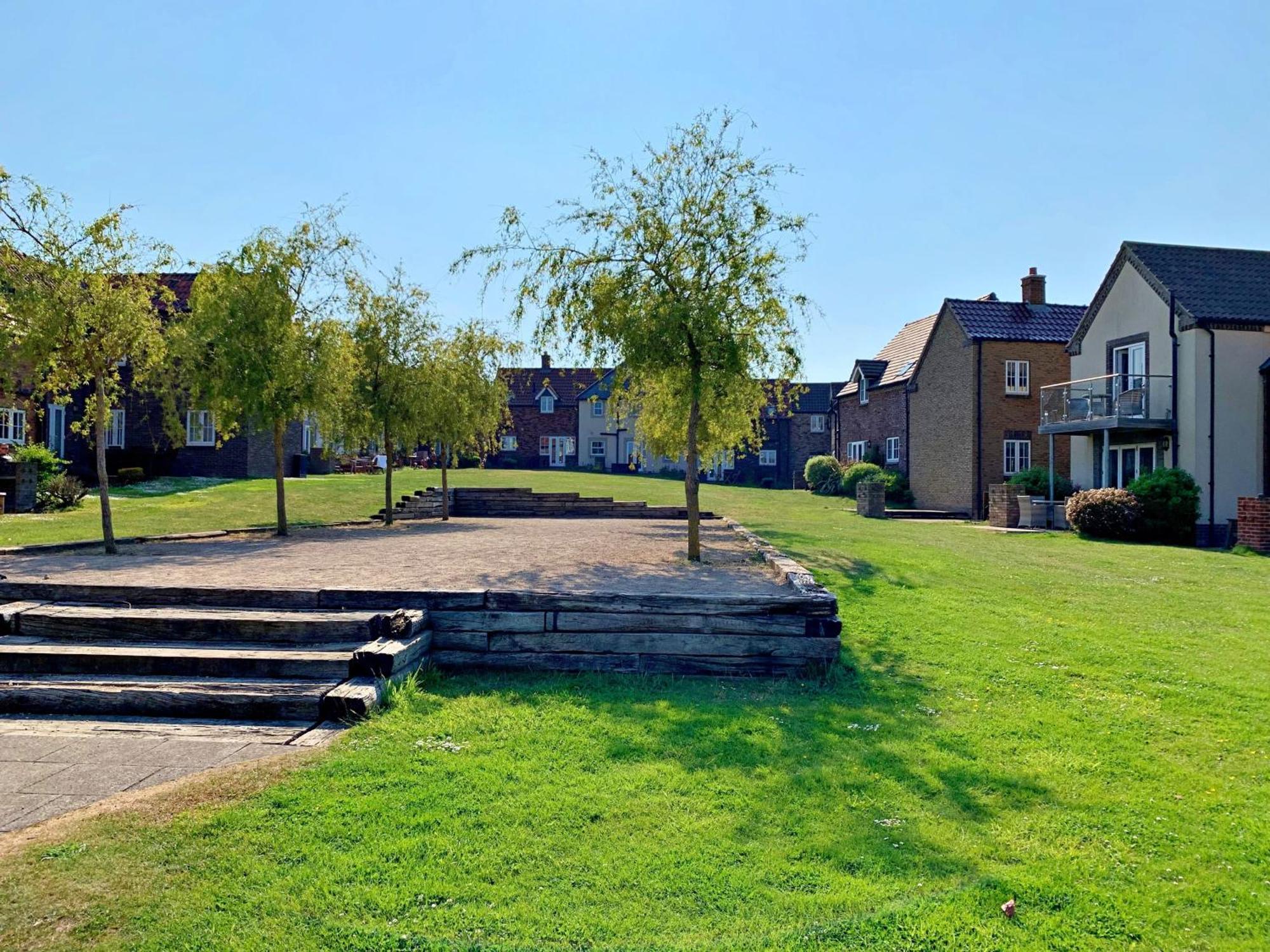 Lakeside Retreat At The Bay Filey, Sleeps 4, 2 Non-Shedding Dogs Welcome For Free Exterior foto